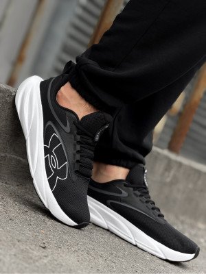 Кросівки/UA Surge 5