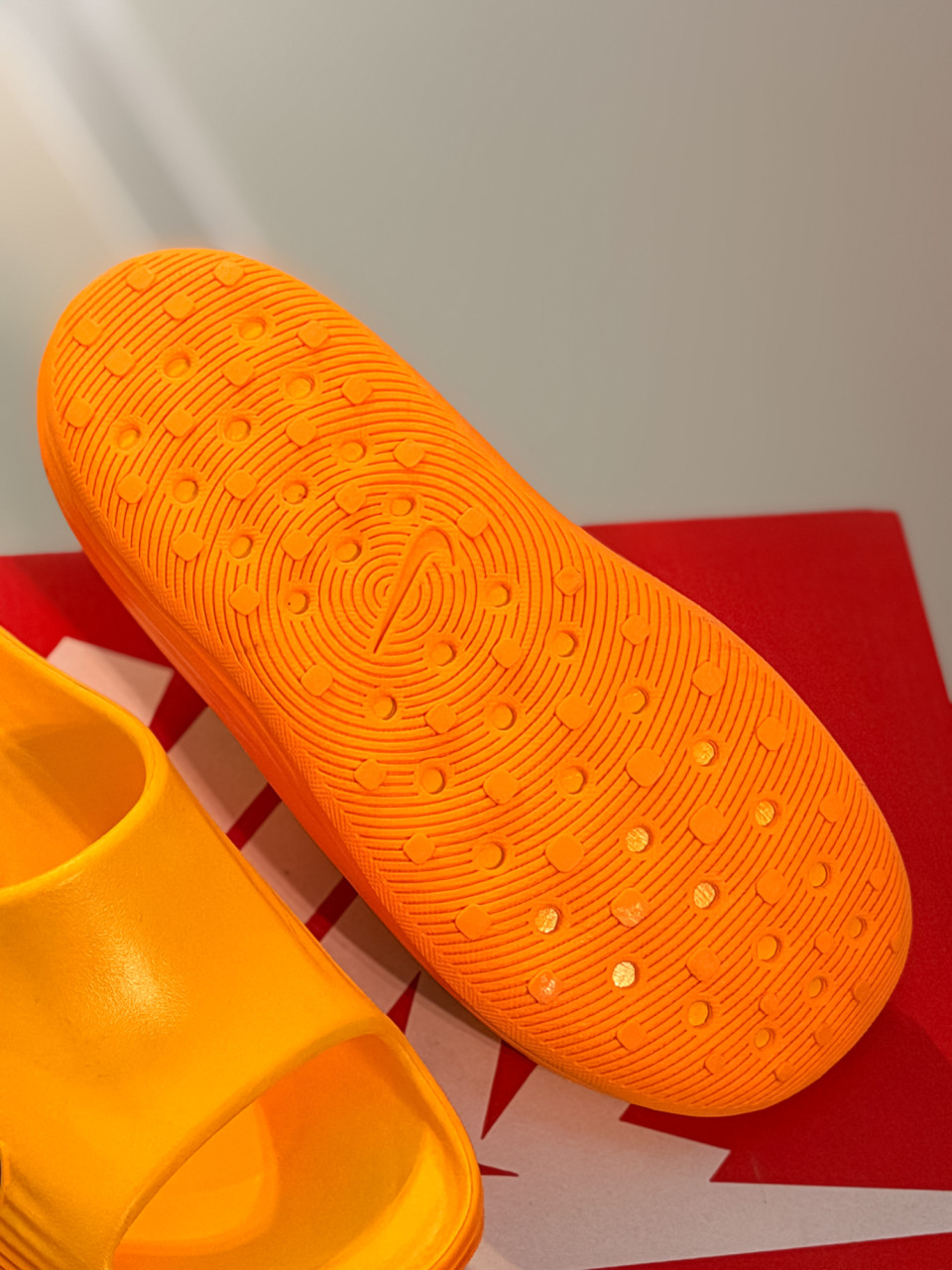 КАПЦІ NIKE REACTX REJUVEN8 SLIDE