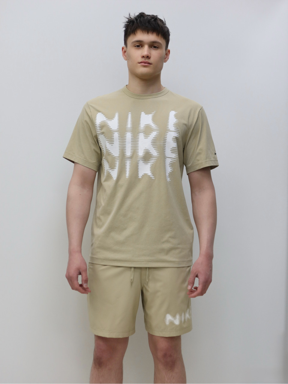 КОМПЛЕКТ ФУТБОЛКА ТА ШОРТИ M NK DF UV HYVERSE SS SWOOSH