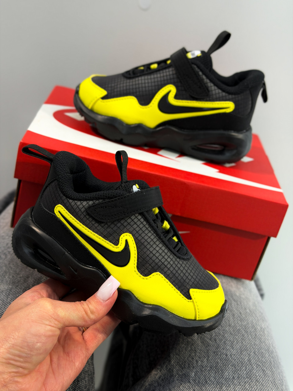 КРОСІВКИ NIKE AIR MAX NOVA (TD)