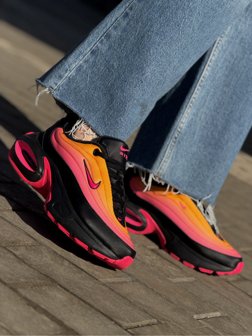 КРОСІВКИ W NIKE AIR MAX PORTAL