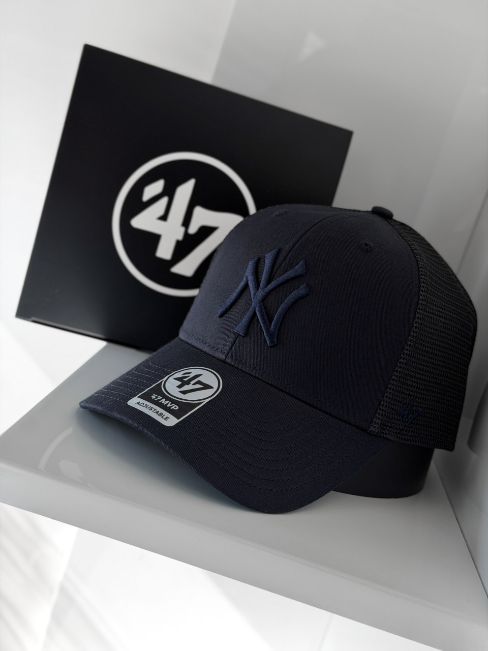 КЕПКА (ТРЭКЕР) NEW YORK YANKEES BRANSON