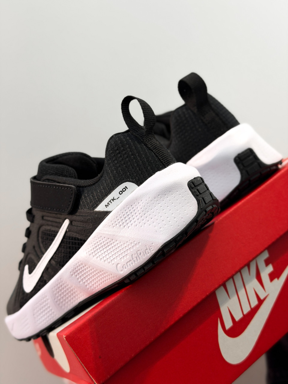 КРОСІВКИ NIKE METRO TEK (PS)