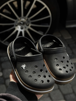 КЛОГИ Crocband  Gum  Clog T Blk