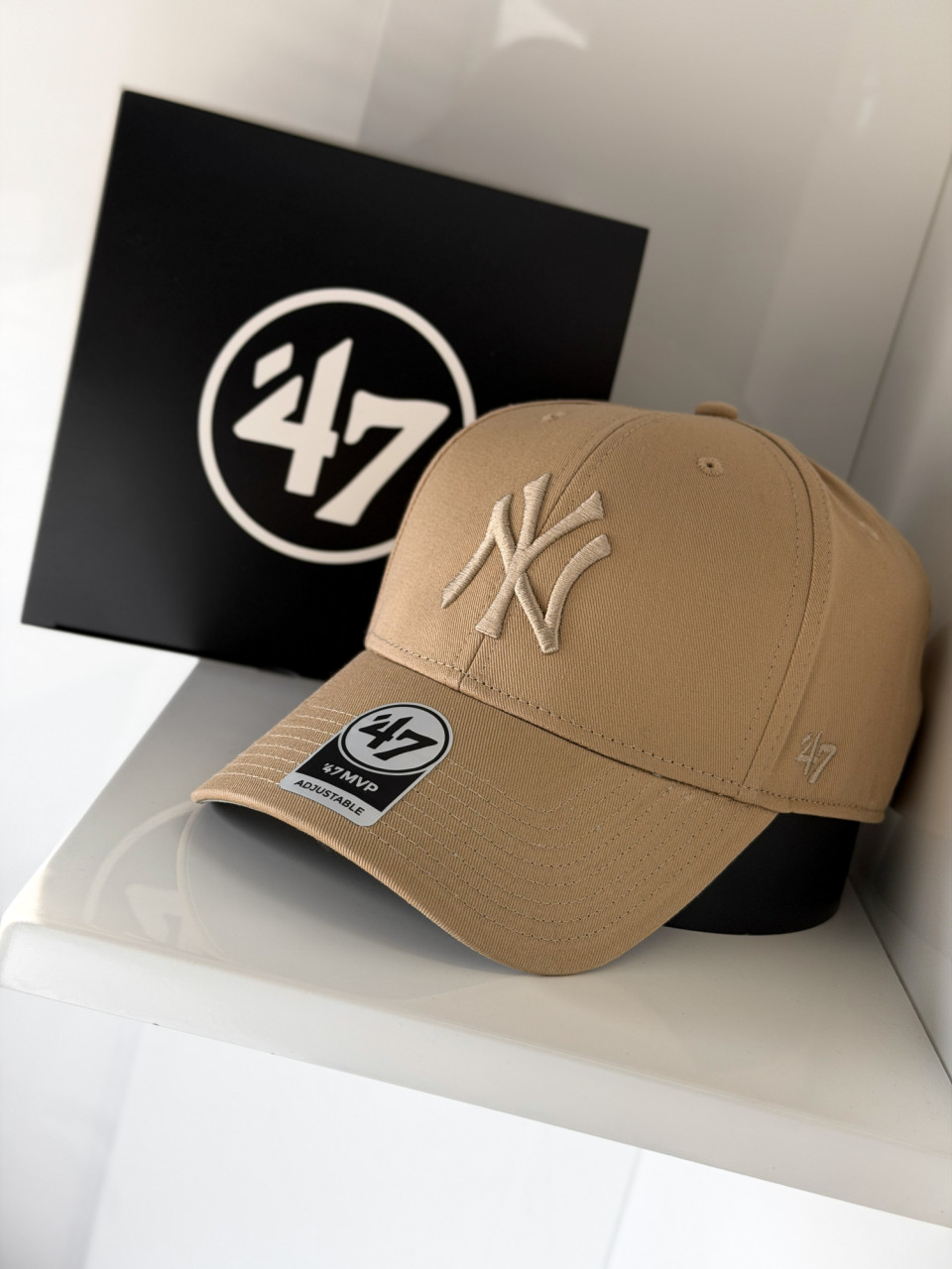 КЕПКА (MVP) NEW YORK YANKEES RAISED BASIC