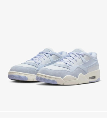 КРОСІВКИ WMNS AIR JORDAN 4 RM