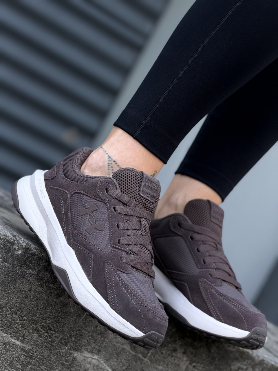 Кросівки/UA W Edge SUEDE