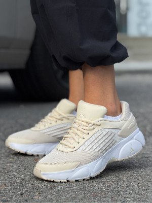 КРОСІВКИ WMNS JORDAN TRUNNER FLOW
