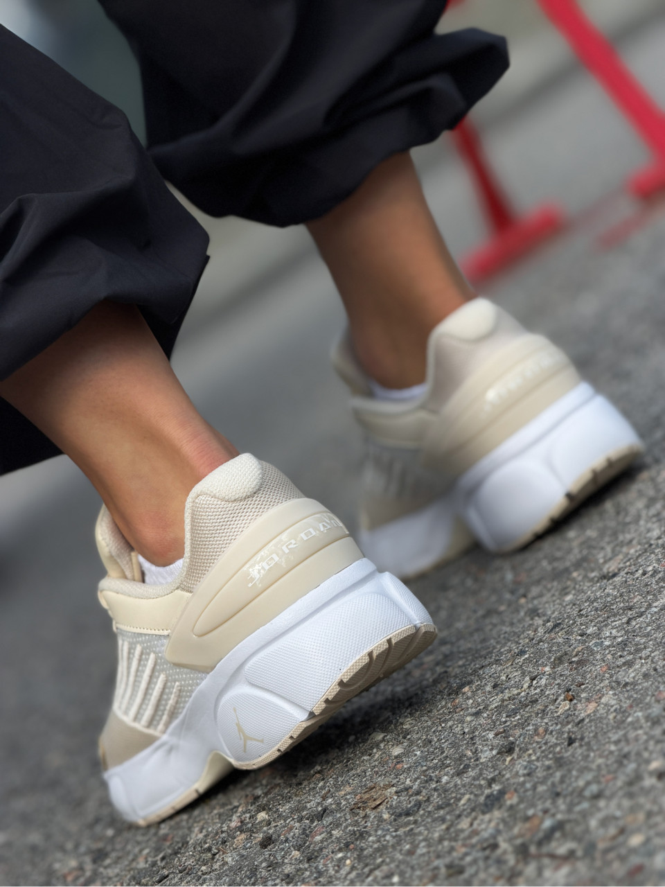 КРОСІВКИ WMNS JORDAN TRUNNER FLOW