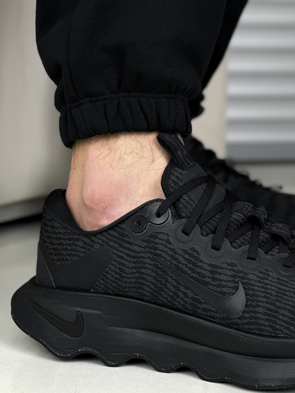 КРОСІВКИ NIKE MOTIVA