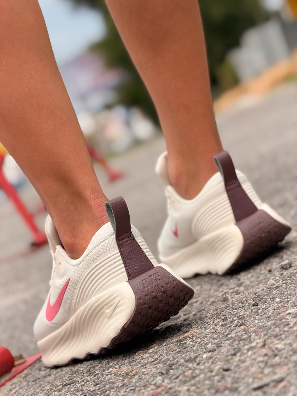 КРОСІВКИ W NIKE PROMINA