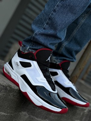 КРОСІВКИ Jordan Stay Loyal 3