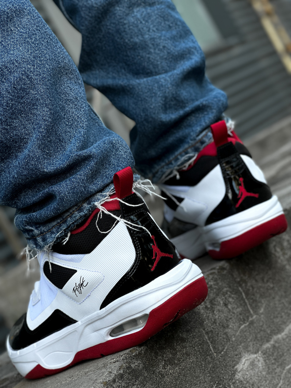 КРОСІВКИ Jordan Stay Loyal 3