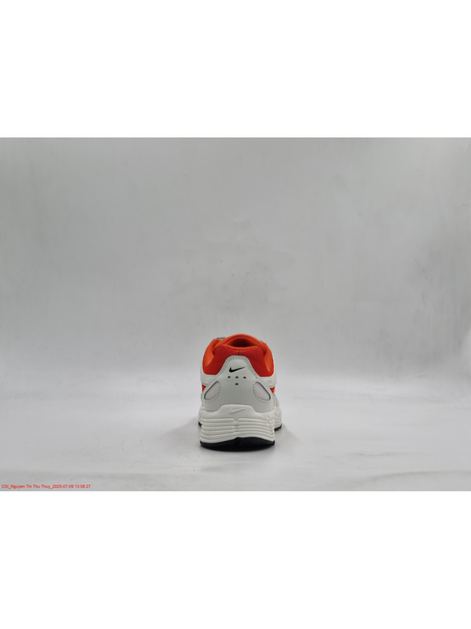 КРОСІВКИ NIKE P-6000