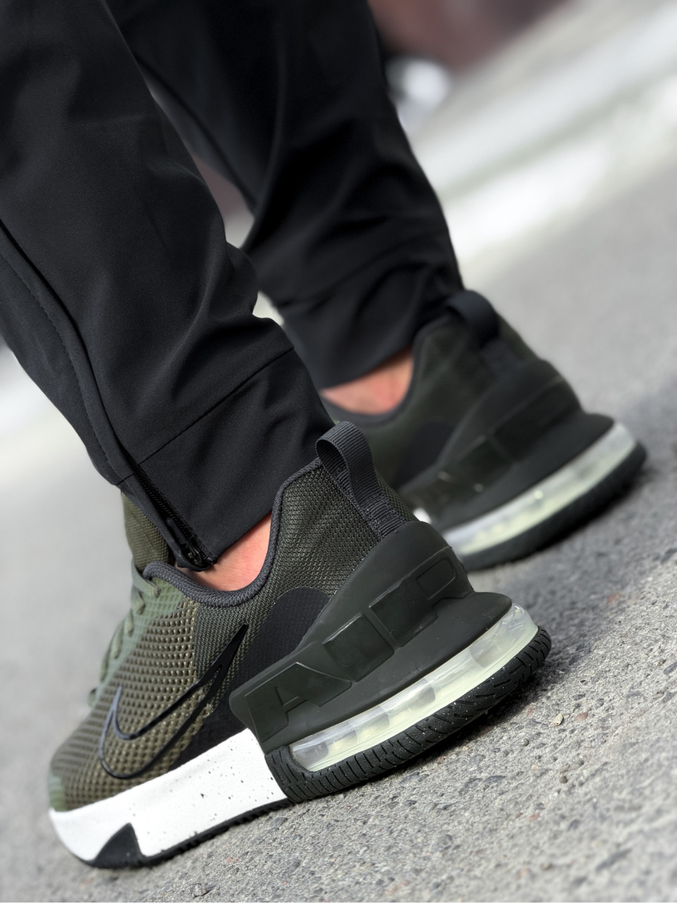 КРОСІВКИ M AIR MAX ALPHA TRAINER 6