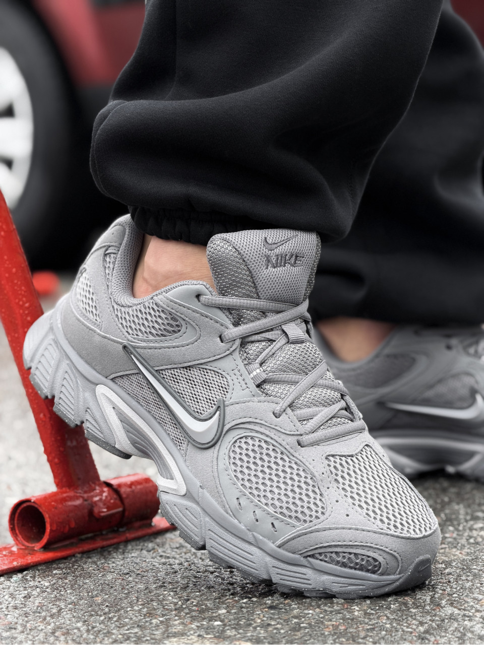 КРОСІВКИ NIKE V5 RNR