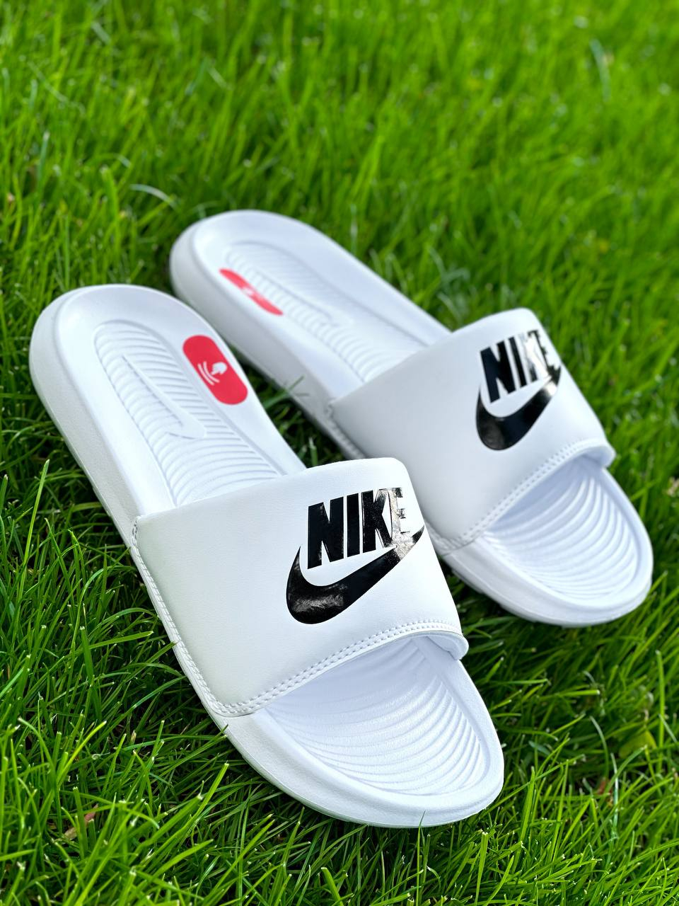 КАПЦІ W NIKE VICTORI ONE SLIDE