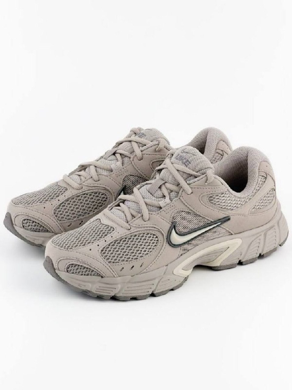 КРОСІВКИ W NIKE V5 RNR