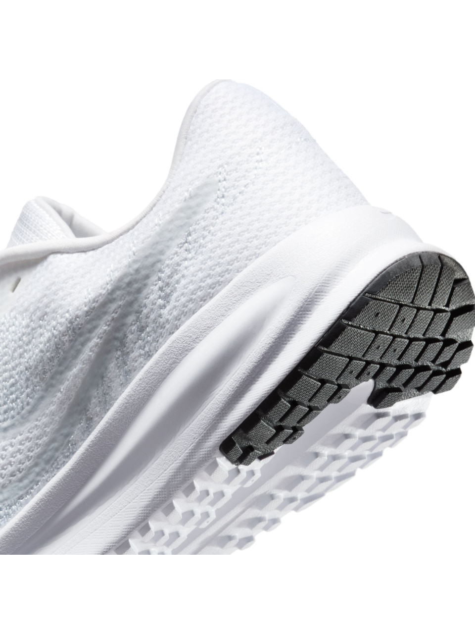КРОСІВКИ W NIKE RUN DEFY