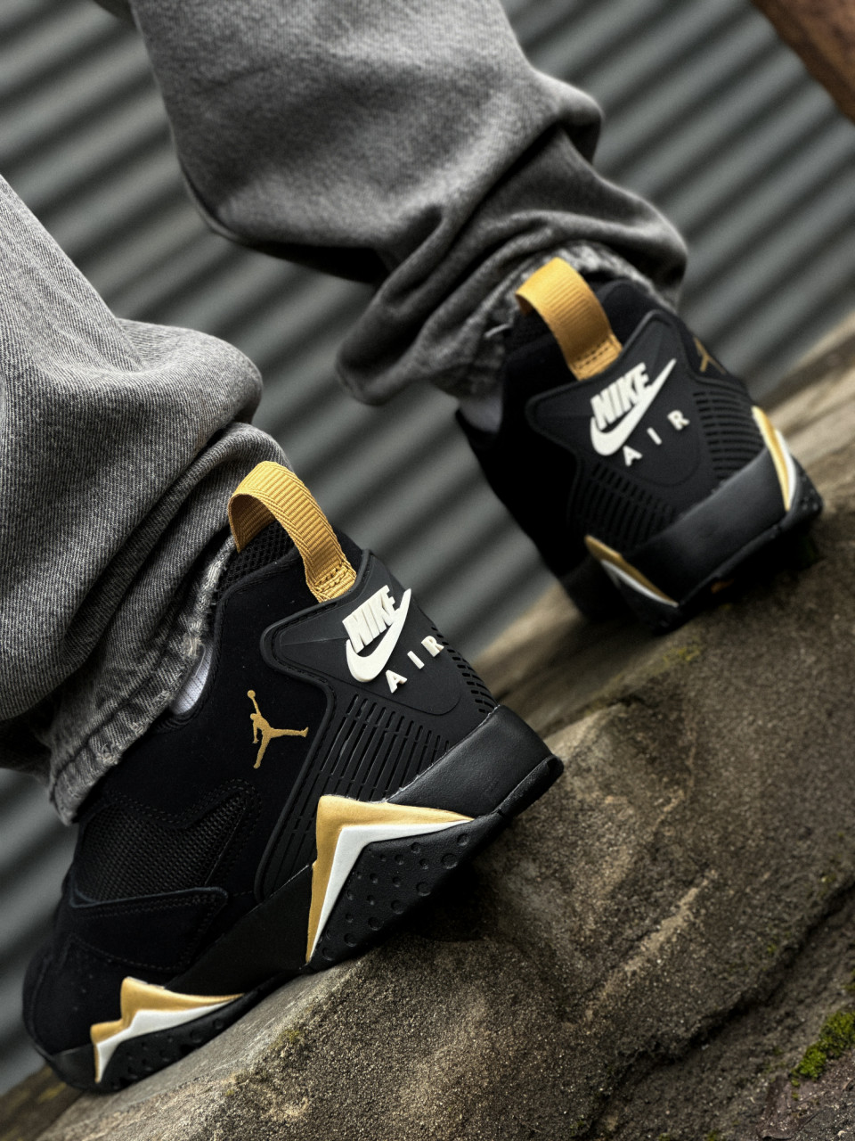 КРОСІВКИ JORDAN MVP 92