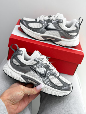КРОСІВКИ NIKE V5 RNR E (PS)