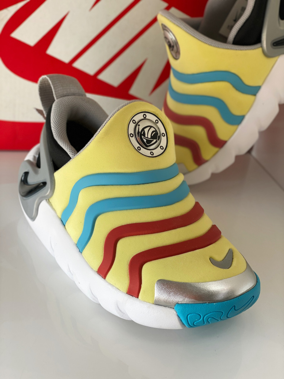 КРОСІВКИ NIKE DYNAMO GO SE (PS)