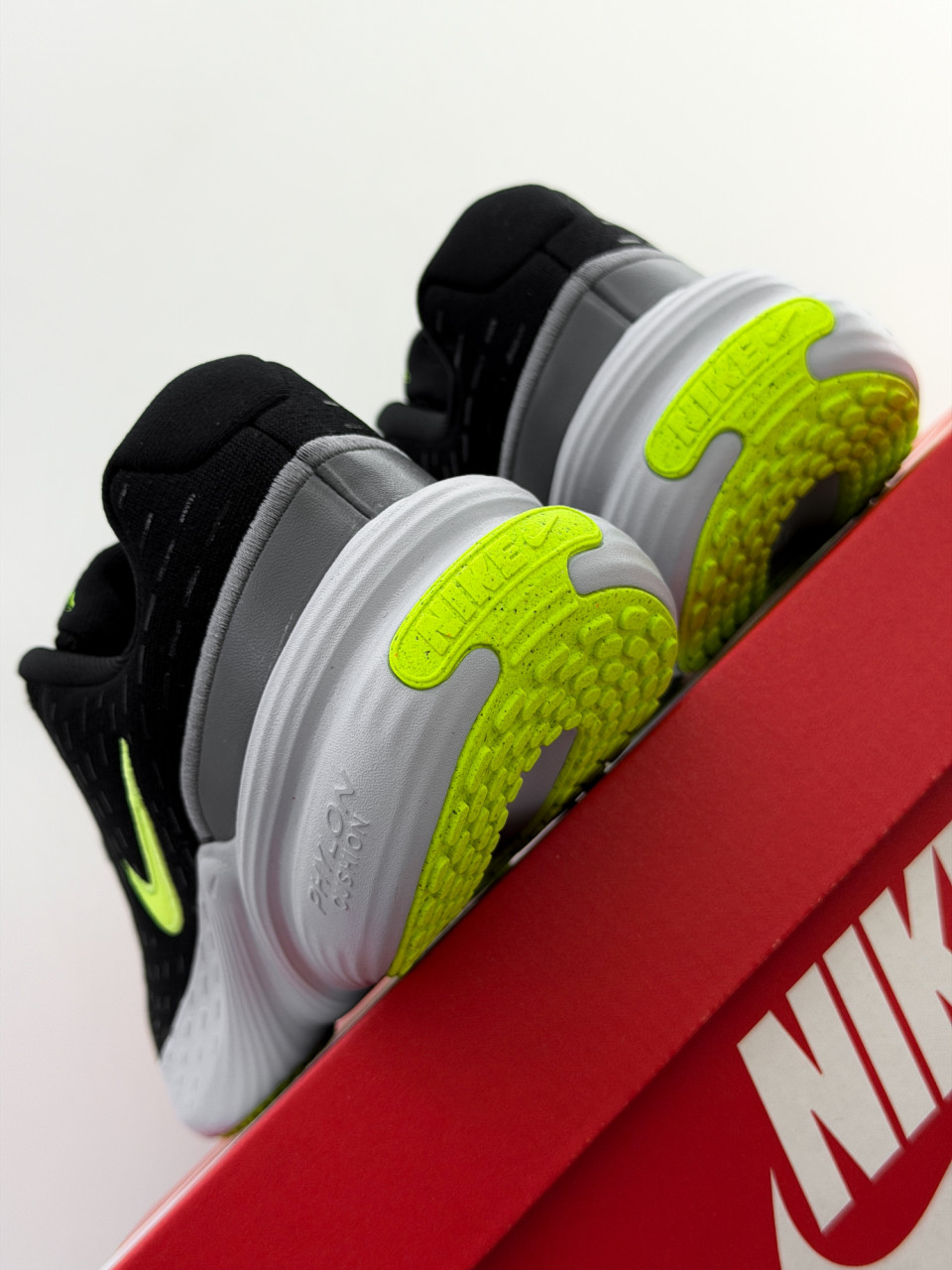 КРОСІВКИ NIKE UPLIFT SC (GS)