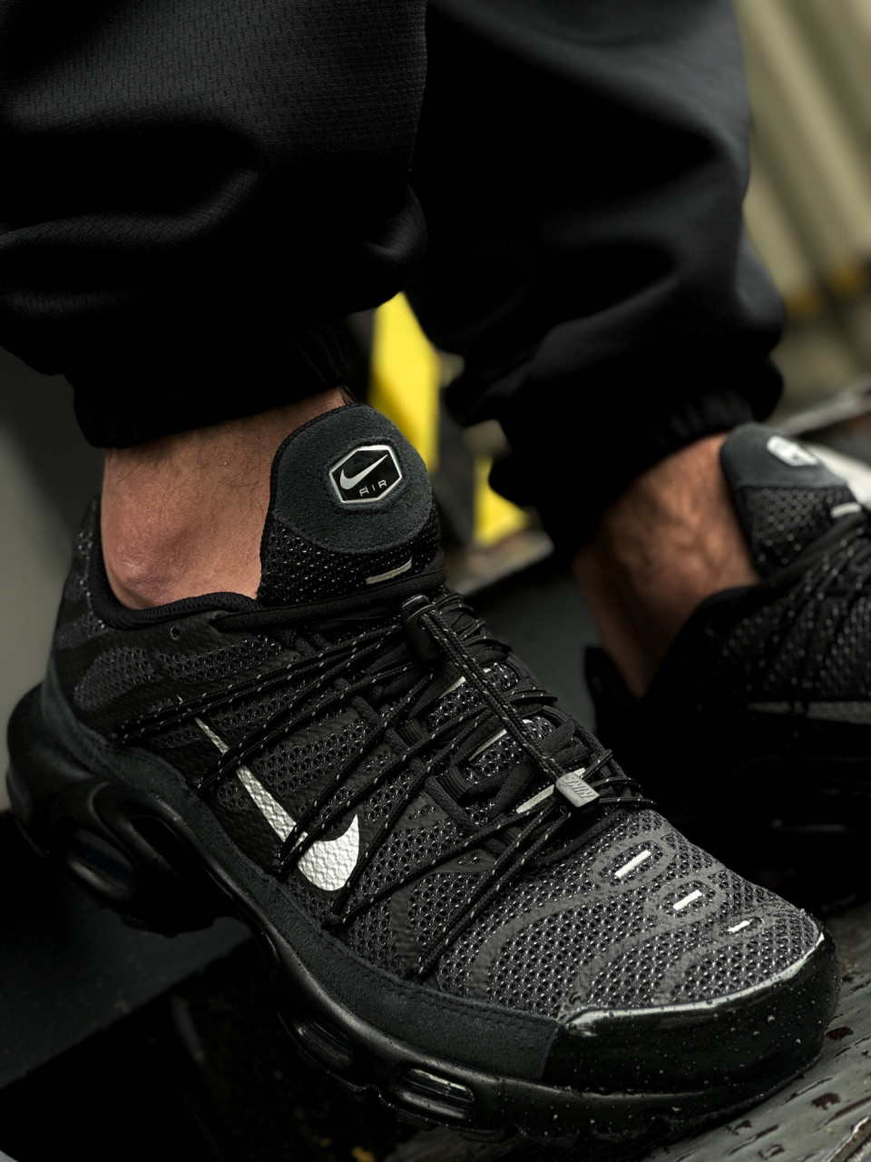 КРОСІВКИ NIKE AIR MAX PLUS UTILITY