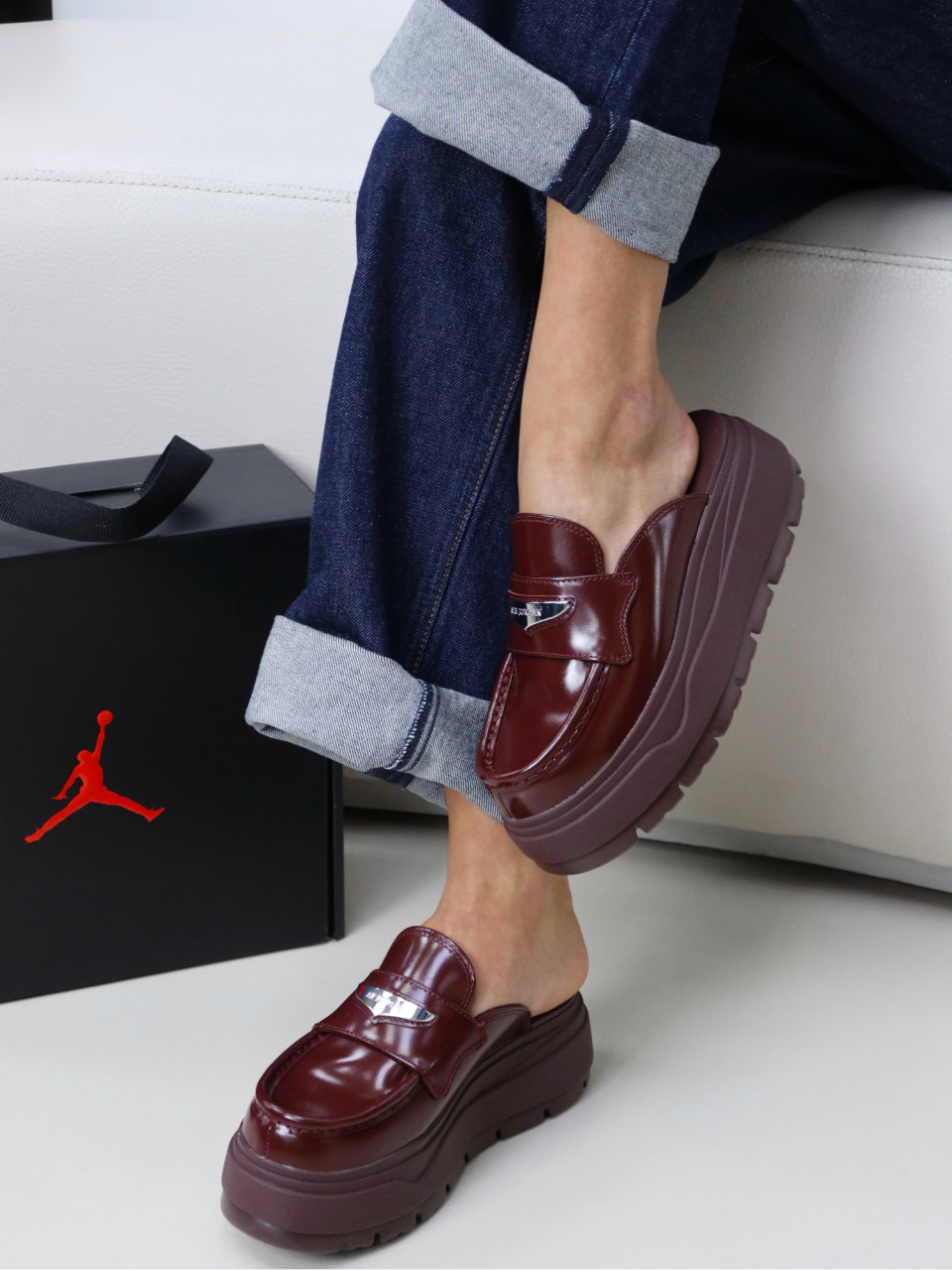 МЮЛІ WMNS AIR JORDAN MULE