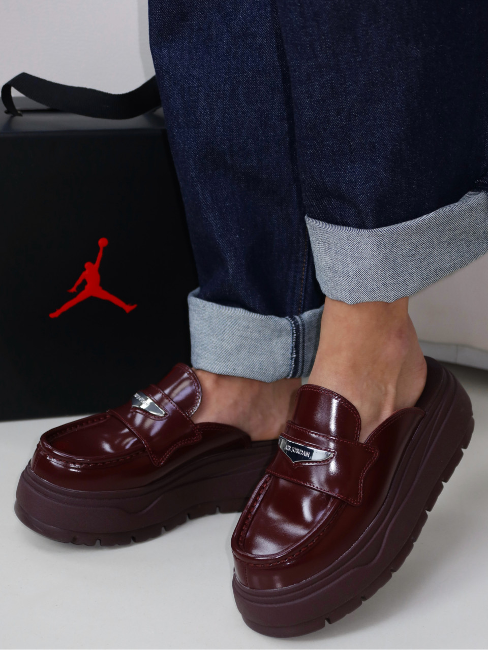 МЮЛІ WMNS AIR JORDAN MULE