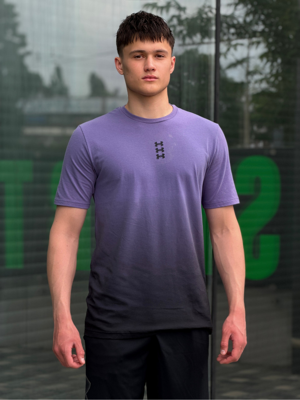 Футболка/UA M HOOPS TRIPLE LOGO SS
