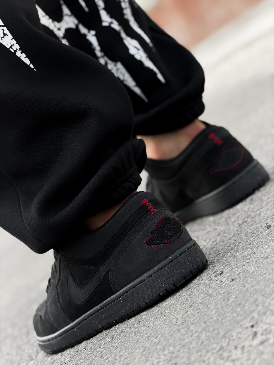 КРОСІВКИ AIR JORDAN 1 LOW SE CRAFT