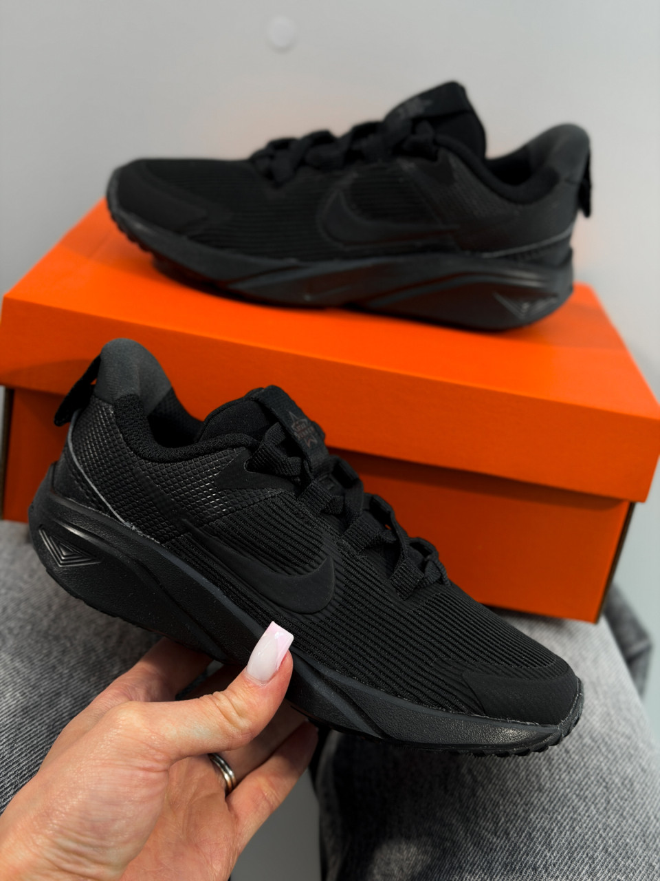 КРОСІВКИ NIKE STAR RUNNER 4 NN (PS)