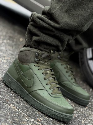 КРОСІВКИ NIKE COURT VISION MID WNTR