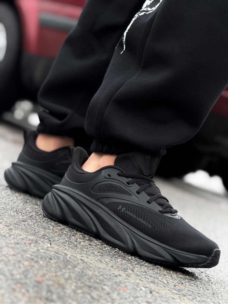 Кросівки/UA Rogue 6