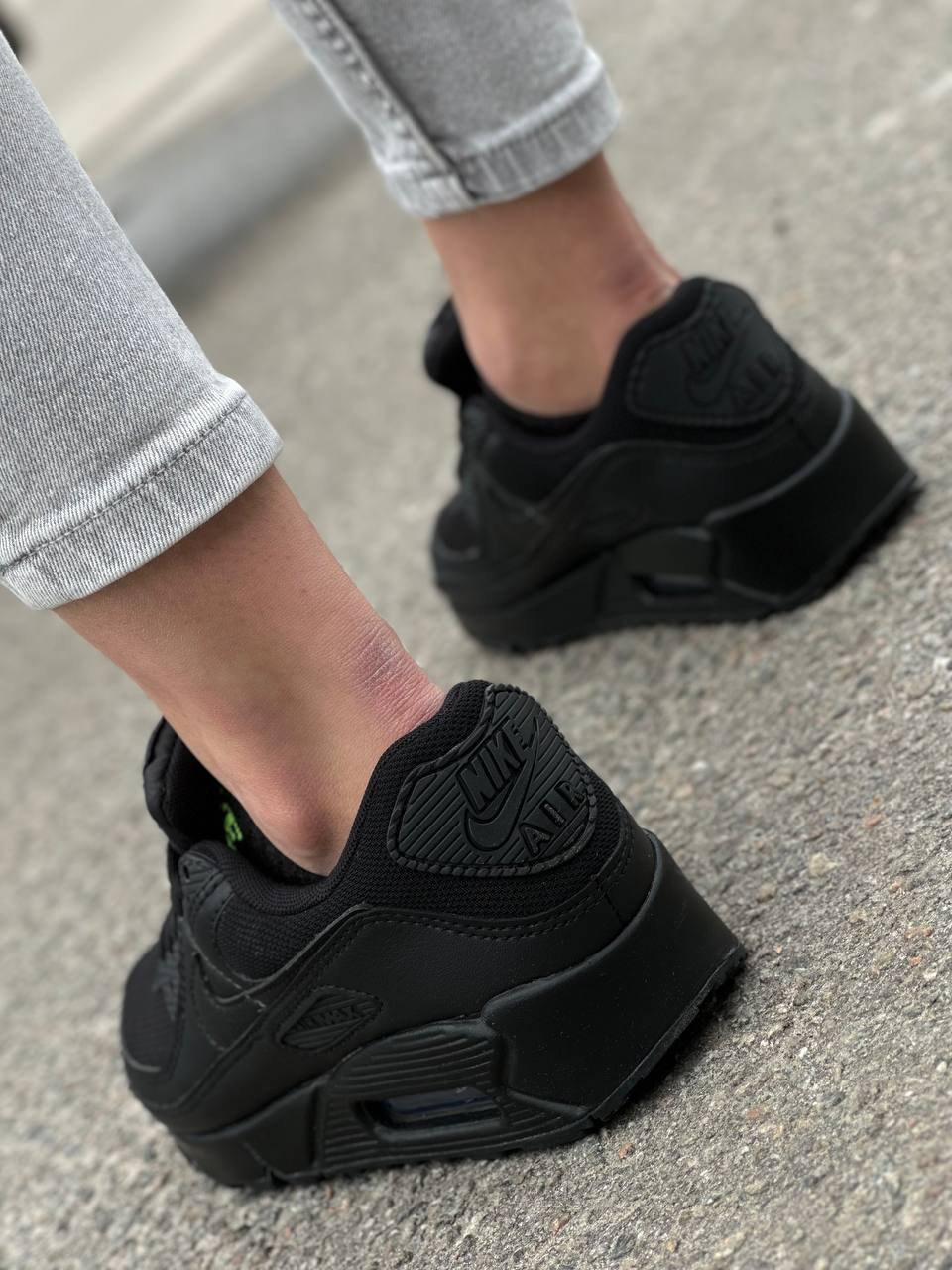 КРОСІВКИ WMNS AIR MAX 90
