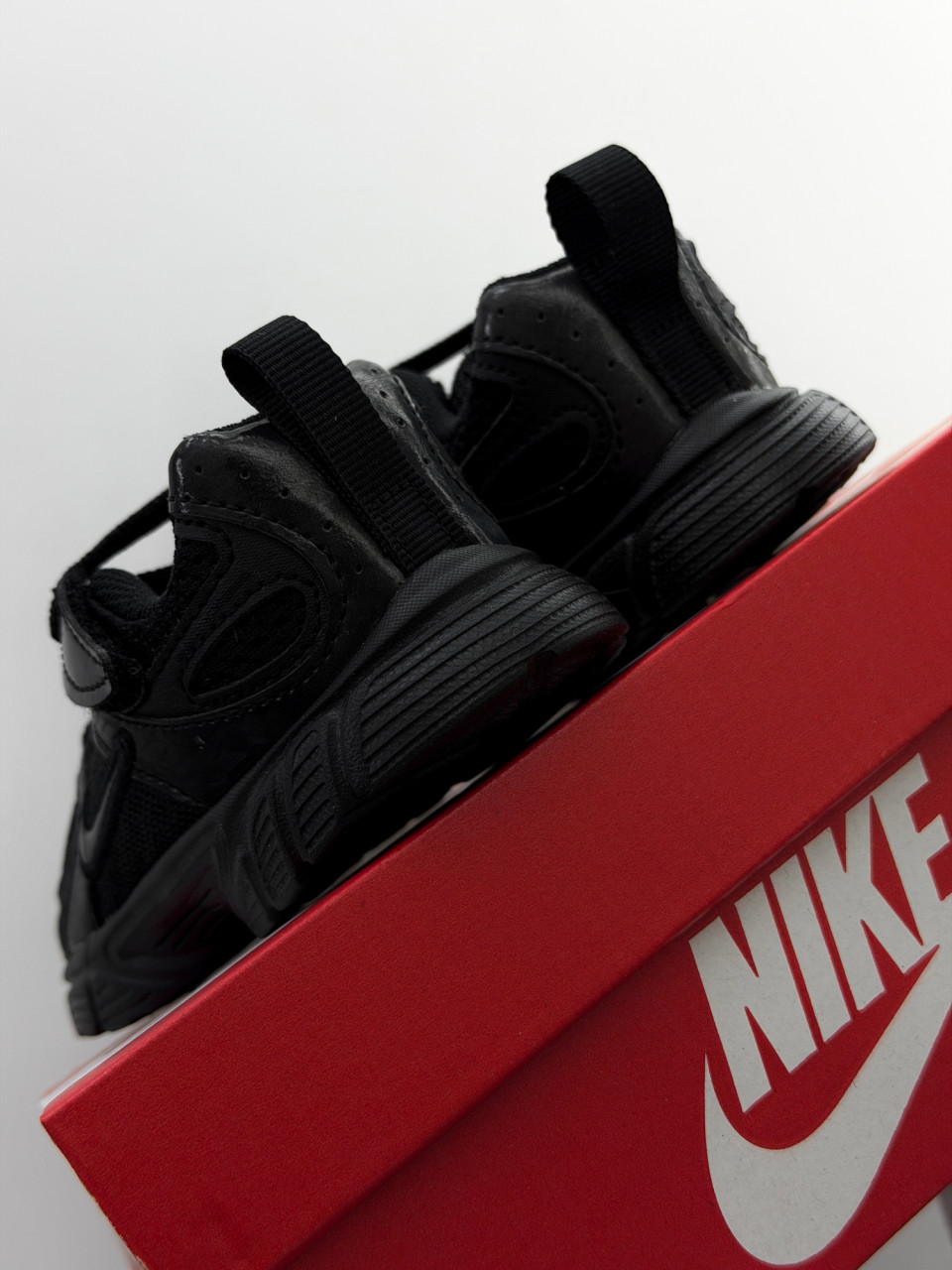 КРОСІВКИ NIKE V5 RNR (TD)